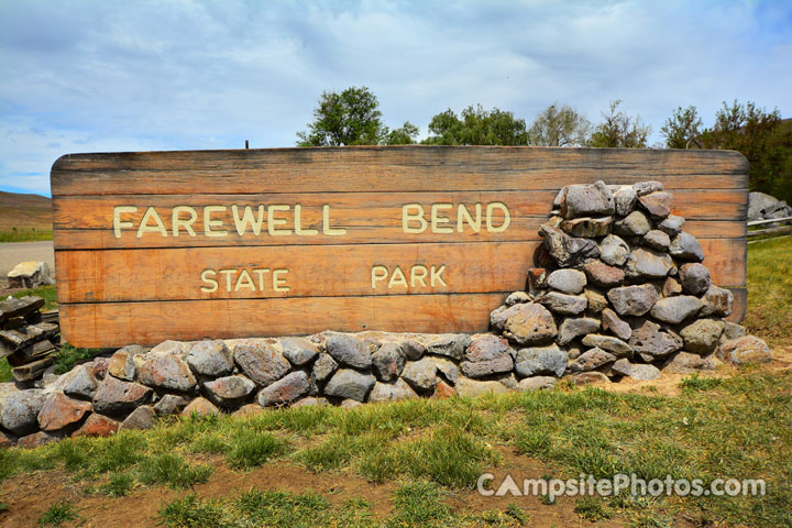 Farewell Bend State Park Sign