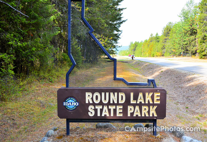 Round Lake State Park Sign