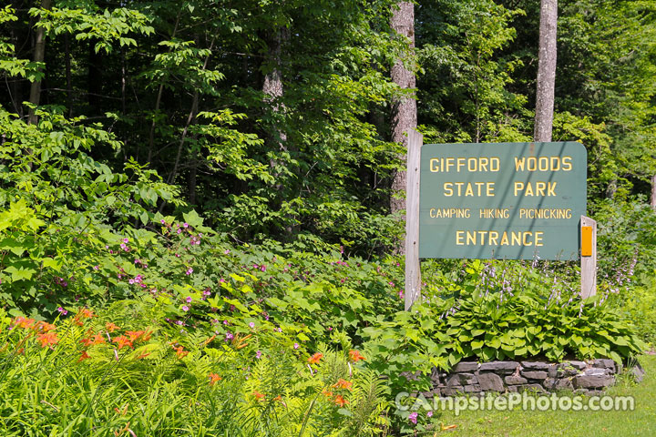 Gifford Woods State Park Sign