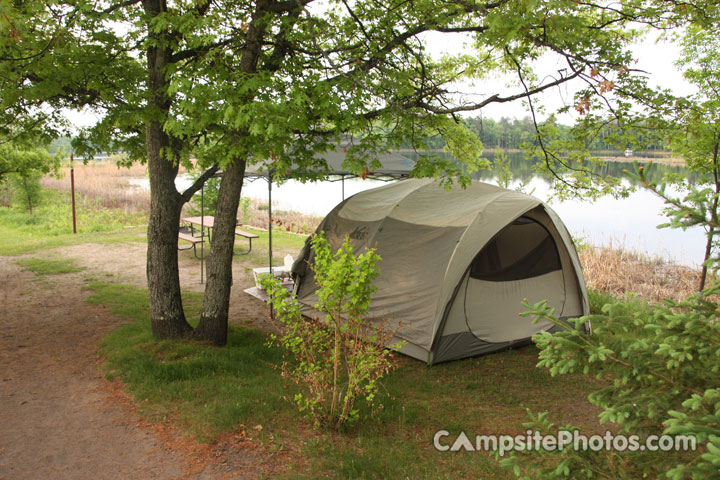 Sandy Lake Tent 004