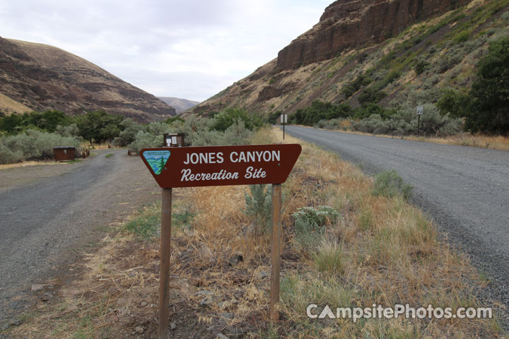 Jones Canyon Sign