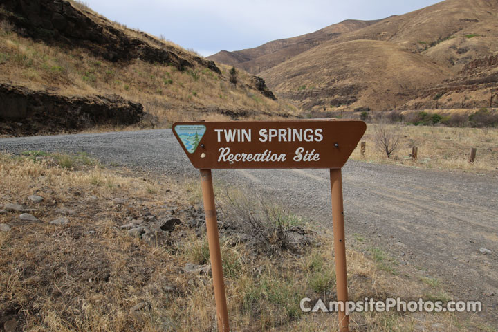 Twin Springs Sign