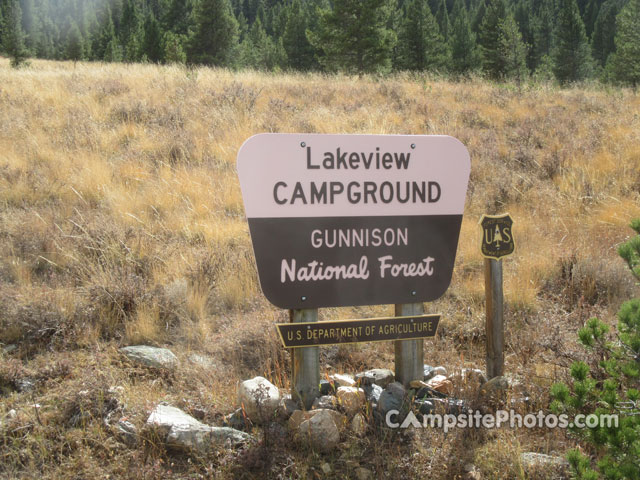 Lakeview Campground Sign