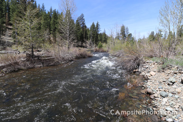 Lower Little Truckee Campground River Scenic