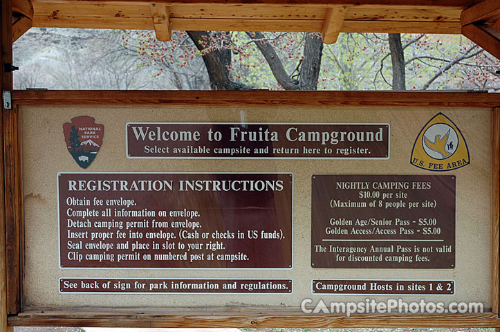 Fruita Campground Sign