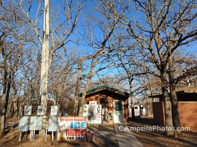 Cross Timbers State Park Convenience Store (Cabin Area)