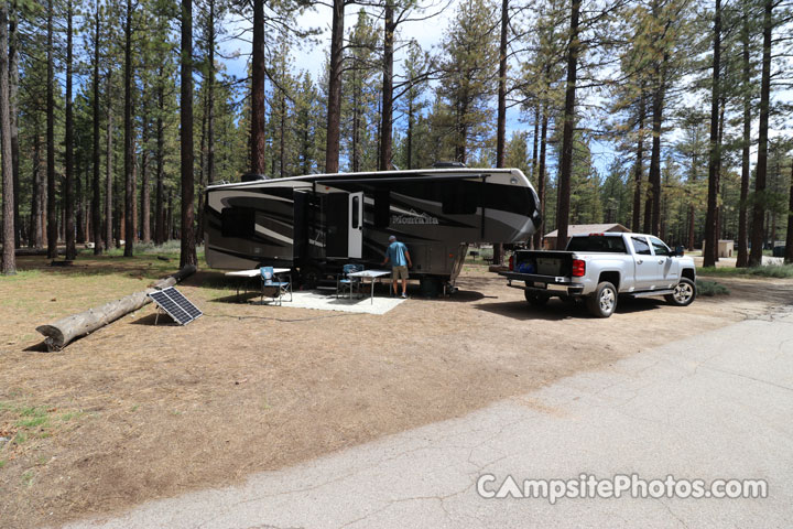 Campground By The Lake E006