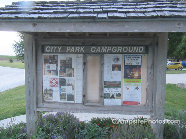 Winterset City Park Sign