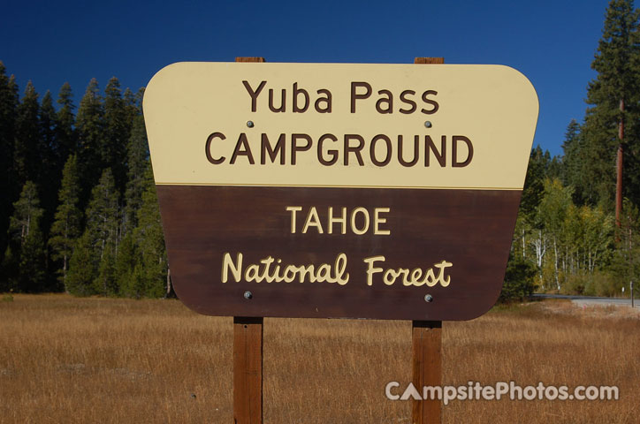 Yuba Pass Sign