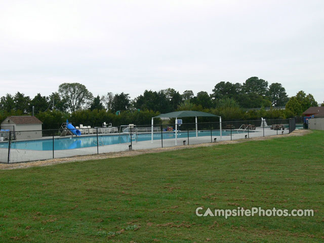 Chickahominy Swimming Pool