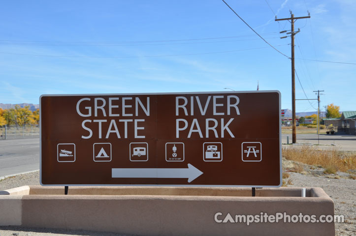 Green River State Park Sign