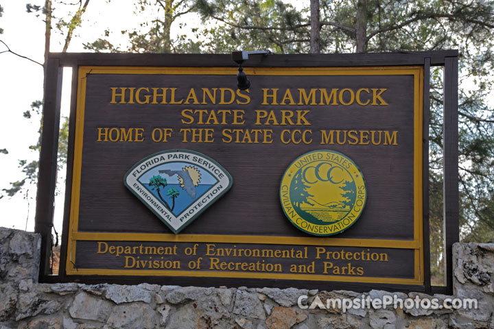 Highlands Hammock Sign