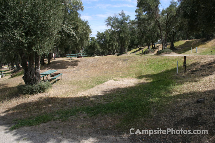 Lake Piru Olive Grove Campground 128