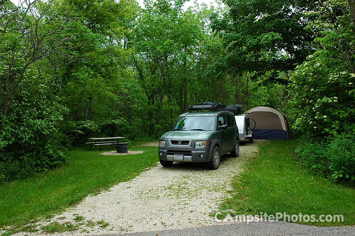 Forestville-Mystery Cave Main Campground 030
