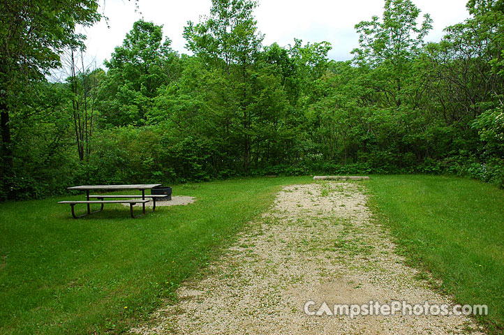 Forestville-Mystery Cave Main Campground 050