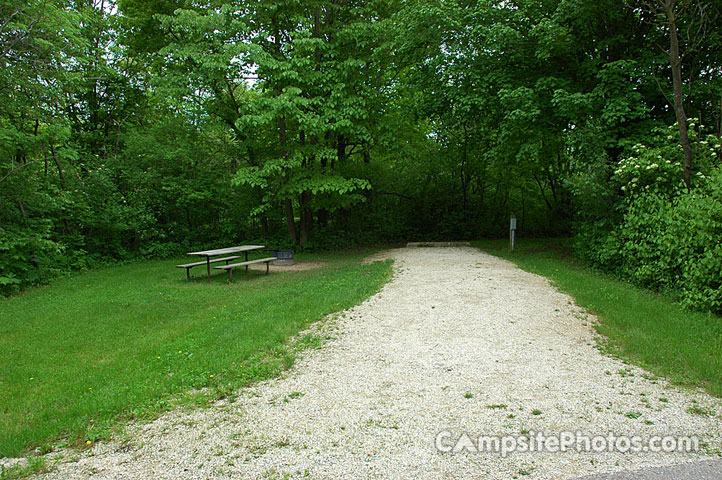 Forestville-Mystery Cave Main Campground 073
