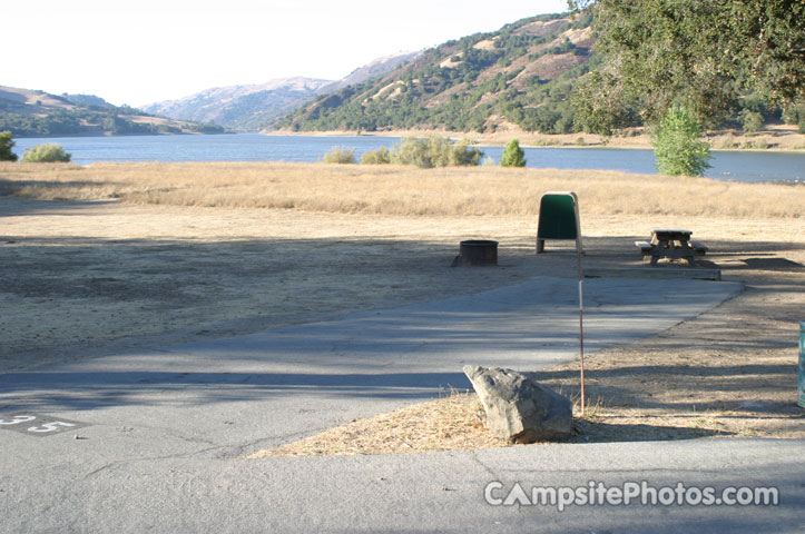 Coyote Lake Park Lakeview Campground 035