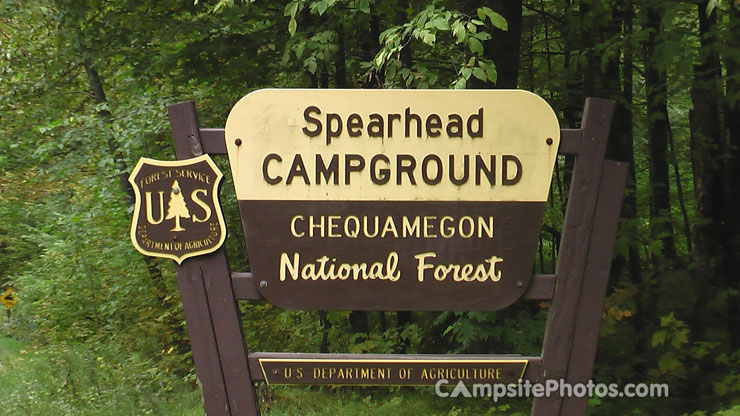 Spearhead Point Sign