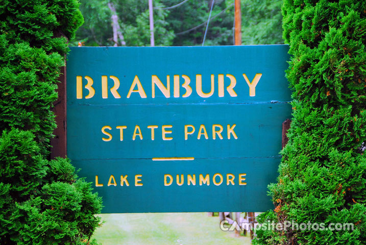 Branbury State Park Sign